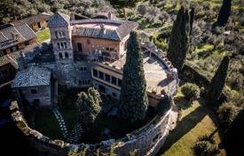 Castillo – Frascati, Lacio, Italia. 6 000 000 €