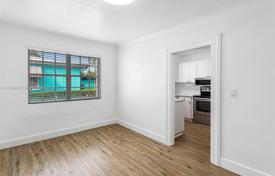 3 dormitorio casa de pueblo 116 m² en Miami, Estados Unidos. $699 000
