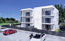 3 dormitorio piso 76 m² en Peroj, Croacia. 290 000 €
