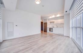 3 dormitorio piso en North York, Canadá. C$1 248 000