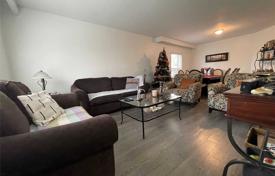 4 dormitorio casa de pueblo en York, Canadá. C$1 158 000