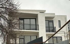 8 dormitorio chalet 210 m² en Tiflis, Georgia. $190 000
