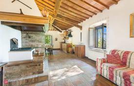 8 dormitorio villa 1000 m² en Montalcino, Italia. 2 750 000 €