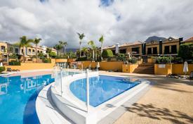 3 dormitorio chalet 197 m² en Costa Adeje, España. 980 000 €