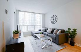 5 dormitorio piso en Old Toronto, Canadá. C$774 000
