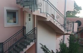 6 dormitorio chalet 300 m² en Bar (city), Montenegro. 249 000 €