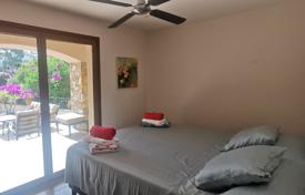 3 dormitorio villa en Girona, España. 4 200 €  por semana