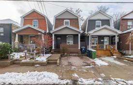 Casa de pueblo – Woodbine Avenue, Toronto, Ontario,  Canadá. C$1 093 000
