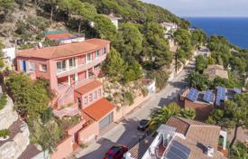 Casa de pueblo 344 m² en Blanes, España. 350 000 €