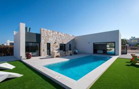 Villa – Algorfa, Valencia, España. 489 000 €