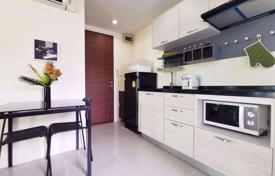 1-dormitorio apartamentos en condominio en Din Daeng, Tailandia. $92 000