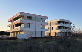 2 dormitorio piso 90 m² en Pula, Croacia. 330 000 €