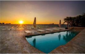 Villa – Miami Beach, Florida, Estados Unidos. 5 119 000 €