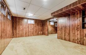 4 dormitorio casa de pueblo en Etobicoke, Canadá. C$2 342 000