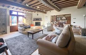 17 dormitorio mansión en Anghiari, Italia. 1 350 000 €