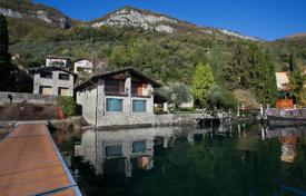 Villa – Ossuccio, Lombardía, Italia. 8 500 €  por semana