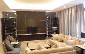 3-dormitorio apartamentos en condominio en Watthana, Tailandia. $3 150  por semana