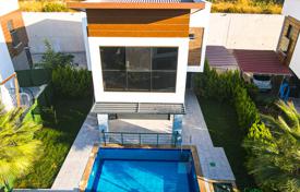 Villa – Kusadasi, Aydin, Turquía. $243 000