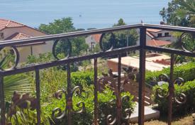 3 dormitorio piso 74 m² en Primorje-Gorski Kotar County, Croacia. 350 000 €