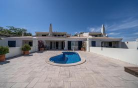 3 dormitorio chalet 220 m² en Castro Marim, Portugal. 520 000 €