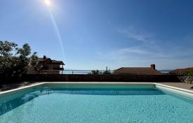 3 dormitorio piso 100 m² en Opatija, Croacia. 695 000 €