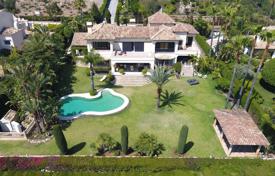 Villa – Sierra Blanca, Marbella, Andalucía,  España. 18 000 €  por semana