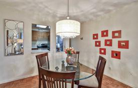 5 dormitorio piso en North York, Canadá. C$1 095 000