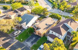 Casa de pueblo – Cutler Bay, Miami, Florida,  Estados Unidos. $485 000