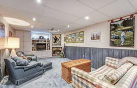 11 dormitorio casa de pueblo en Scarborough, Canadá. C$1 344 000