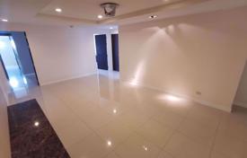 5 dormitorio ático en Khlong Toei, Tailandia. $3 700  por semana