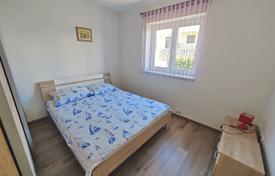 3 dormitorio piso 98 m² en Vrbnik, Croacia. 310 000 €