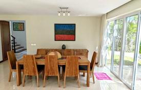 3 dormitorio piso en Bang Tao Beach, Tailandia. $338 000