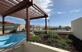 2 dormitorio ático 193 m² en Los Cristianos, España. 641 000 €