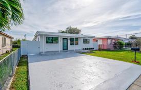 3 dormitorio casa de pueblo 181 m² en Miami, Estados Unidos. $725 000