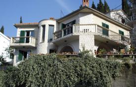 5 dormitorio chalet 260 m² en Rose, Montenegro. 1 580 000 €