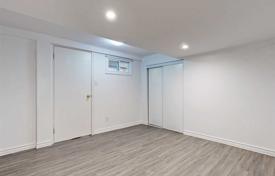 5 dormitorio casa de pueblo en Scarborough, Canadá. C$1 454 000