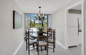 9 dormitorio piso en Etobicoke, Canadá. C$844 000