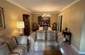 3 dormitorio adosado en North York, Canadá. C$1 296 000