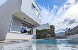 Villa – Chayofa, Islas Canarias, España. 930 000 €