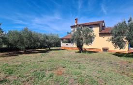 7 dormitorio casa de pueblo 422 m² en Galižana, Croacia. 840 000 €