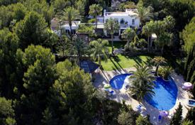 Villa – Ibiza, Islas Baleares, España. 17 500 €  por semana