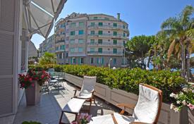 6 dormitorio piso 123 m² en Liguria, Italia. 795 000 €