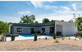 4 dormitorio casa de pueblo 187 m² en Labin, Croacia. 550 000 €
