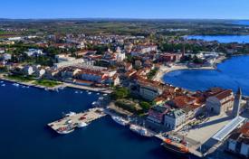 2 dormitorio piso 28 m² en Umag, Croacia. 150 000 €