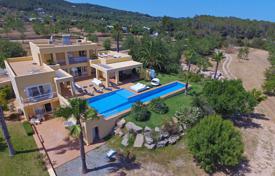 Villa – Islas Baleares, España. 12 600 €  por semana