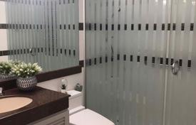 3-dormitorio apartamentos en condominio en Watthana, Tailandia. $3 400  por semana