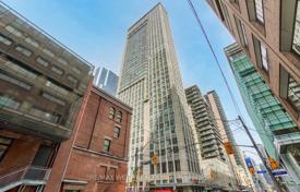 8 dormitorio piso en Victoria Street, Canadá. C$942 000