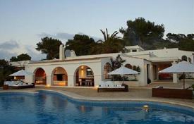 Villa – Es Cubells, Ibiza, Islas Baleares,  España. 37 500 €  por semana