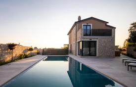 5 dormitorio casa de pueblo 146 m² en Nova Vas, Croacia. 575 000 €