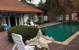 Casa de pueblo – Pattaya, Chonburi, Tailandia. $141 000